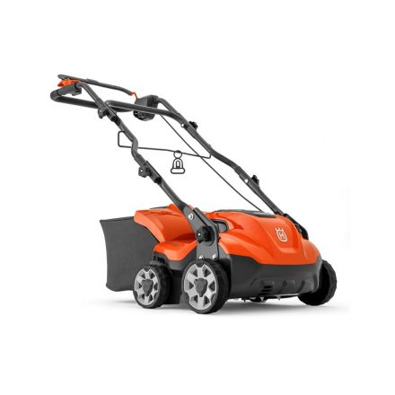 Husqvarna S138C elektromos gyepszellőztető 38cm 2 IN 1